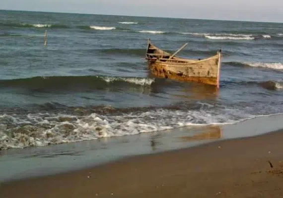 منطقه ساحلی حاجی بکنده کجاست