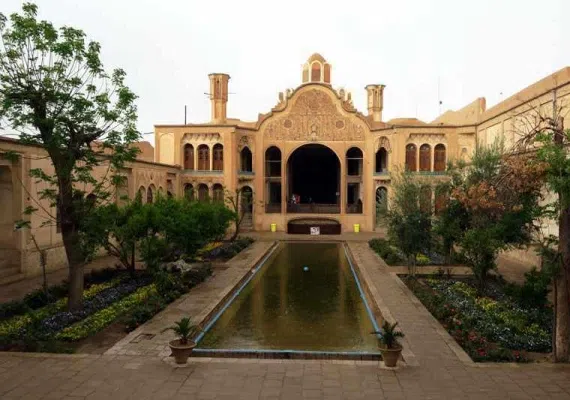 خانه بروجردی ها