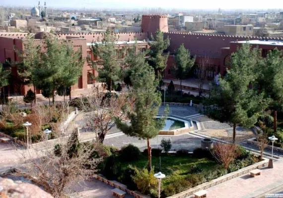 ارگ گوگد، دومین بنای خشتی ایران