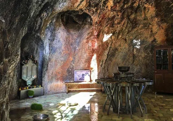 زیارتگاه چک چک اردکان، زیارتگاهی اسرارآمیز