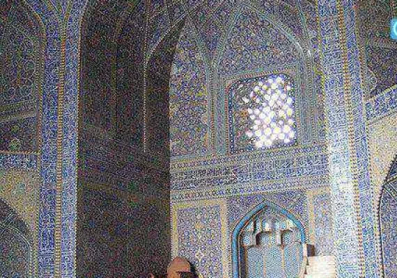 مدرسه چهار باغ اصفهان