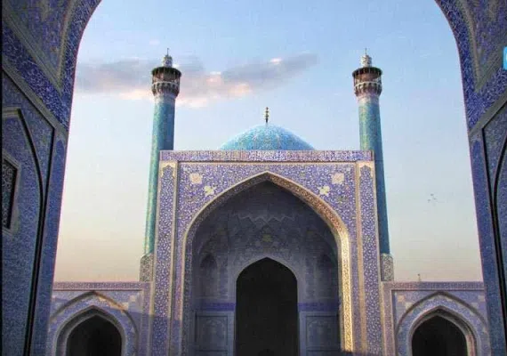 مسجد امام اصفهان، شاهکار آبی رنگ صفوی