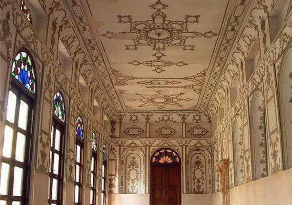 خانه طباطبایی های کاشان، عروس خانه های ایران