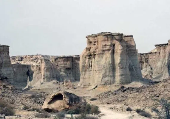 نیایشگاه ناهید قشم