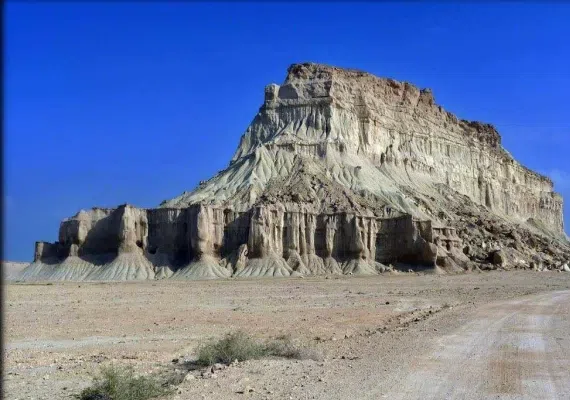 دره تندیس های قشم
