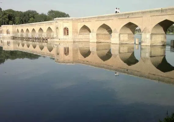 پل چوبی اصفهان، گذرگاهی سلطنتی از عهد صفوی