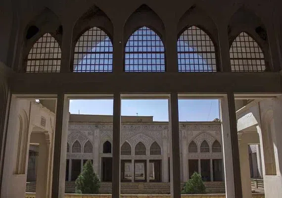 خانه عباسیان کاشان