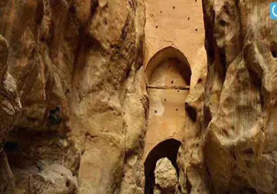 طاق شاه عباسی طبس