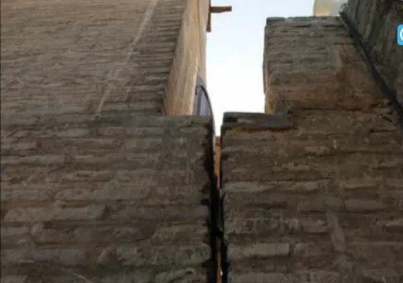 منارجنبان اصفهان