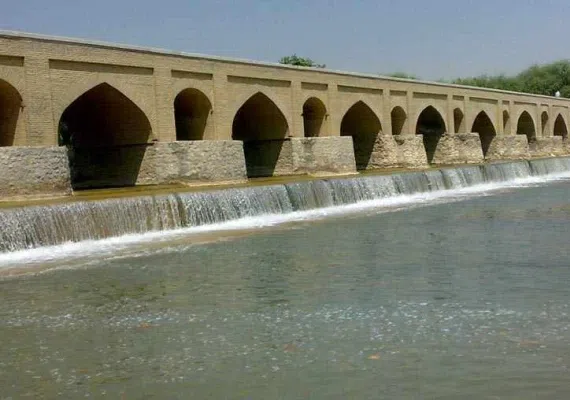 پل مارنان اصفهان، پل باستانی بر روی زاینده رود