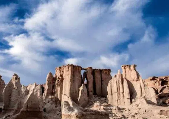 دره تندیس های قشم