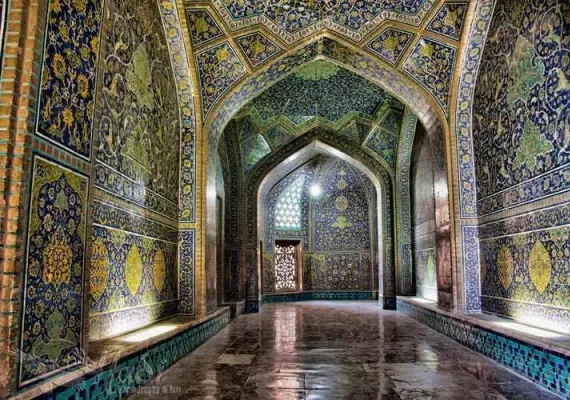 مسجد شیخ لطف الله اصفهان