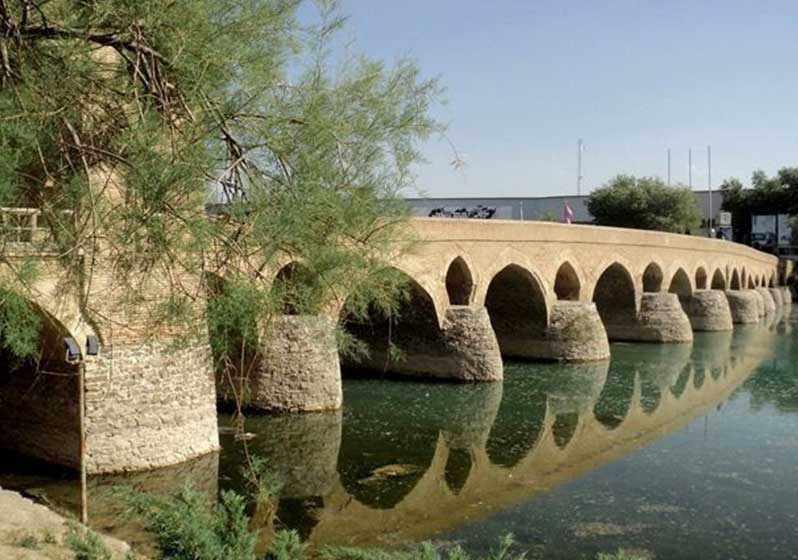 پل شهرستان اصفهان تاریخچه
