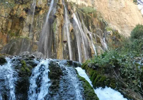 آبشار مارگون سپیدان