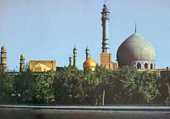 مسجد اعظم قم، صاحب عظیم ترین لوستر جهان