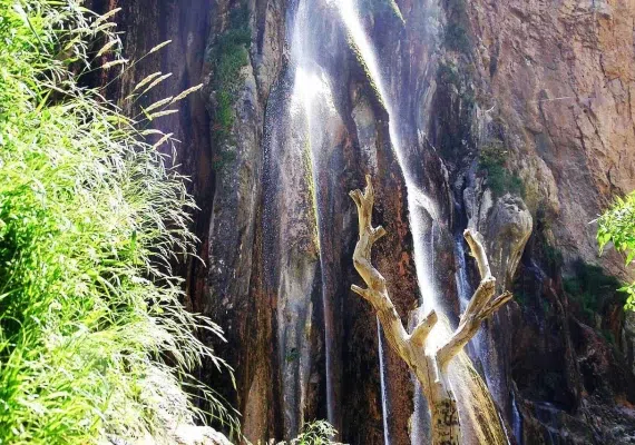 آبشار مارگون سپیدان