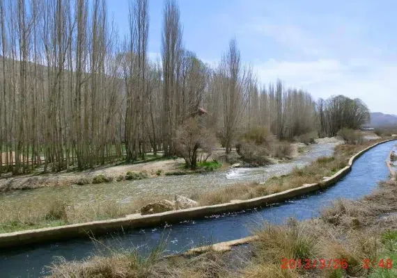 چشمه شش پیر شیراز (سپیدان)
