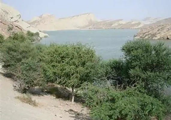 سد پی پشت قشم