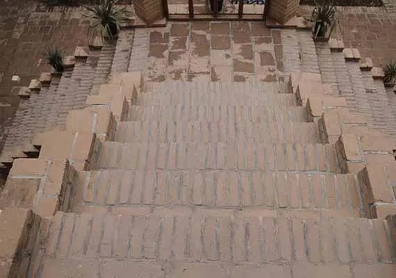 ساختمان پست قدیم بیرجند