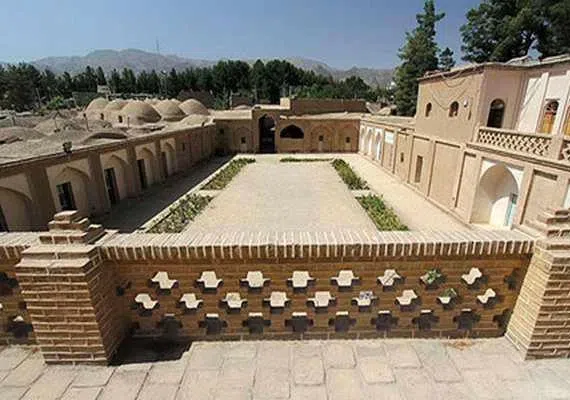 باغ و عمارت اکبریه