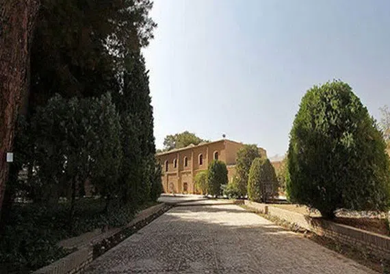 باغ و عمارت اکبریه