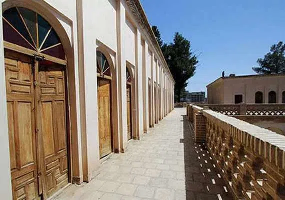 باغ و عمارت اکبریه