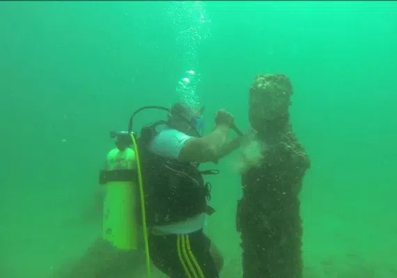 موزه زیر آب غدیر، اولین موزه زیرآب در ایران