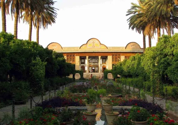 نارنجستان قوام و موزه قوام