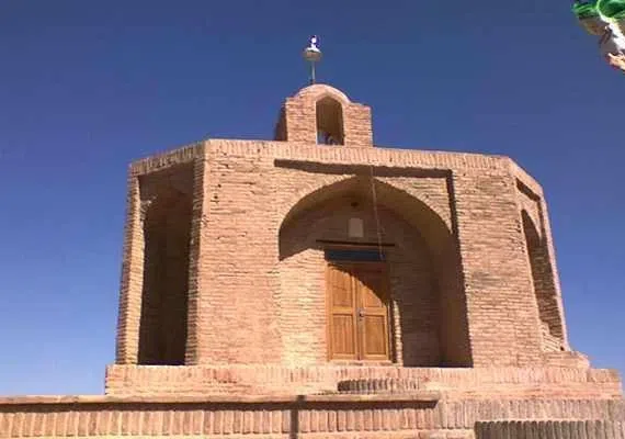 آرامگاه ابن حسام خوسفی