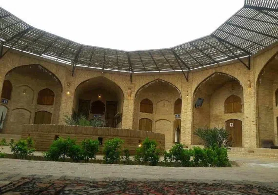 کاروانسرای زین الدین مهریز، نگینی بر انگشتر کویر