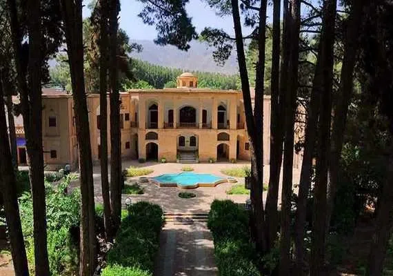 باغ و عمارت اکبریه