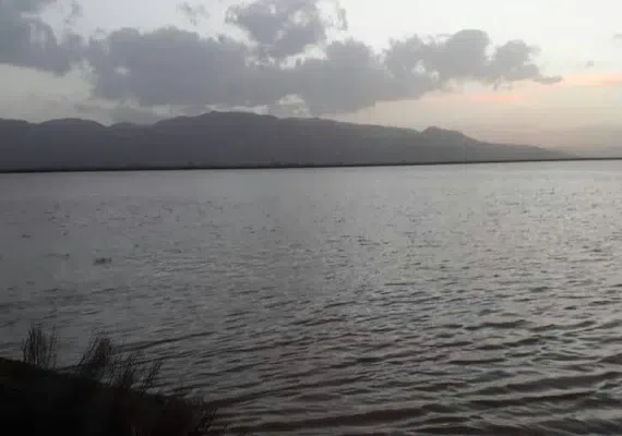 دریاچه کافتر اقلید