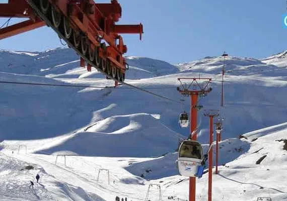 پیست اسکی پولاد کف سپیدان