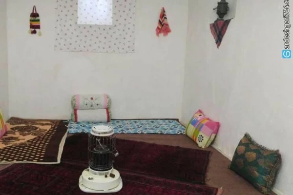 اقامتگاه بومگردی نایبند