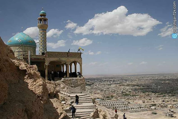 کوه خضر نبی، خلوتگاه عاشقان و عارفان