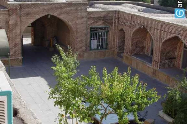 مسجد جامع سرخ مهاباد