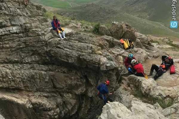 غار قلایچی