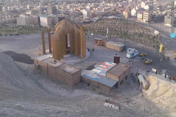 کوه خضر نبی، خلوتگاه عاشقان و عارفان