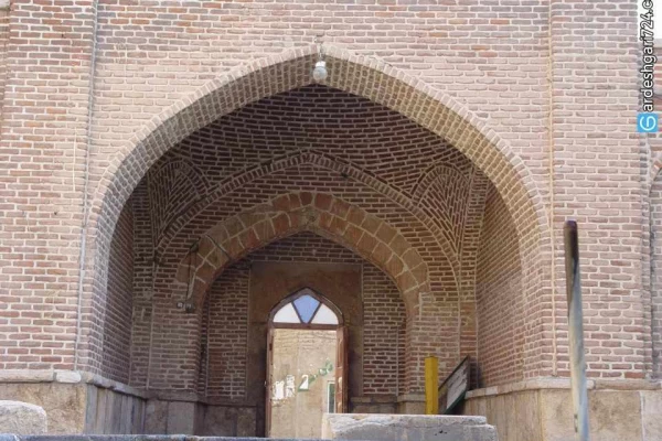 مسجد جامع سرخ مهاباد