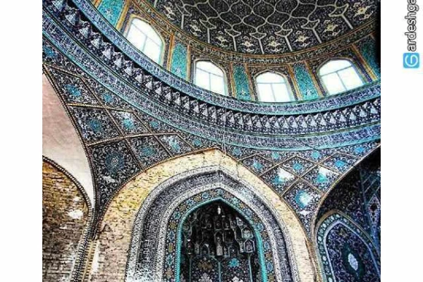 مسجد اعظم قم، صاحب عظیم ترین لوستر جهان