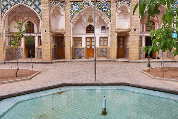 مدرسه جهانگیرخان، نماد تمدن ایران زمین