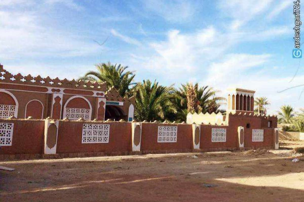 اقامتگاه بومگردی عمونوروز طبس