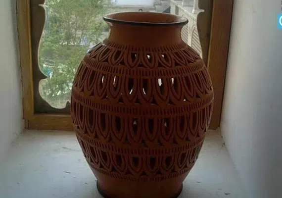 موزه هنرهای سنتی، گوشه ای از هنرمندی هنرمندان ایرانی