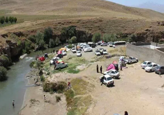 چشمه آبگرم هفت آباد