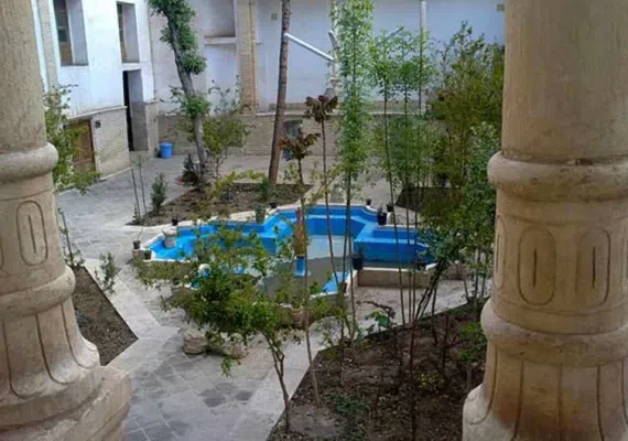 موزه هنرهای سنتی، گوشه ای از هنرمندی هنرمندان ایرانی