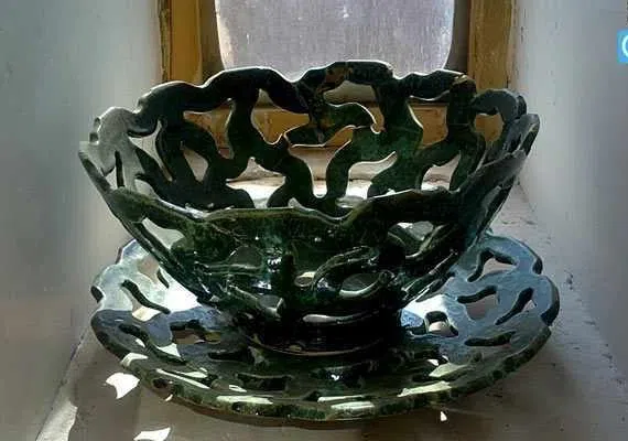موزه هنرهای سنتی، گوشه ای از هنرمندی هنرمندان ایرانی