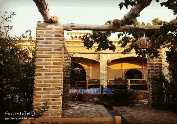 اقامتگاه بومگردی انارستون