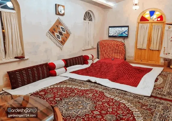 اقامتگاه بوم گردی عمارت بهشت هشتم