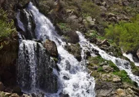 آبشار نره گر اسبو