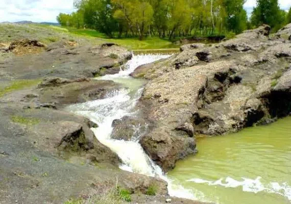 روستای شریف بیگلو